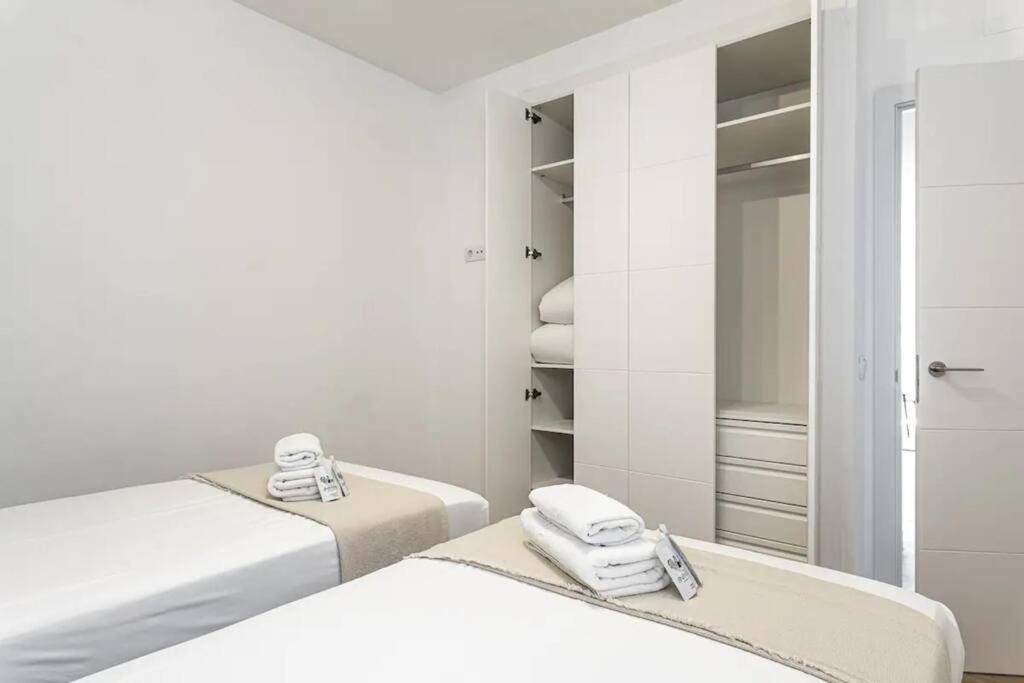Nice Apartment Near Gran Via Val27 Madrid Buitenkant foto